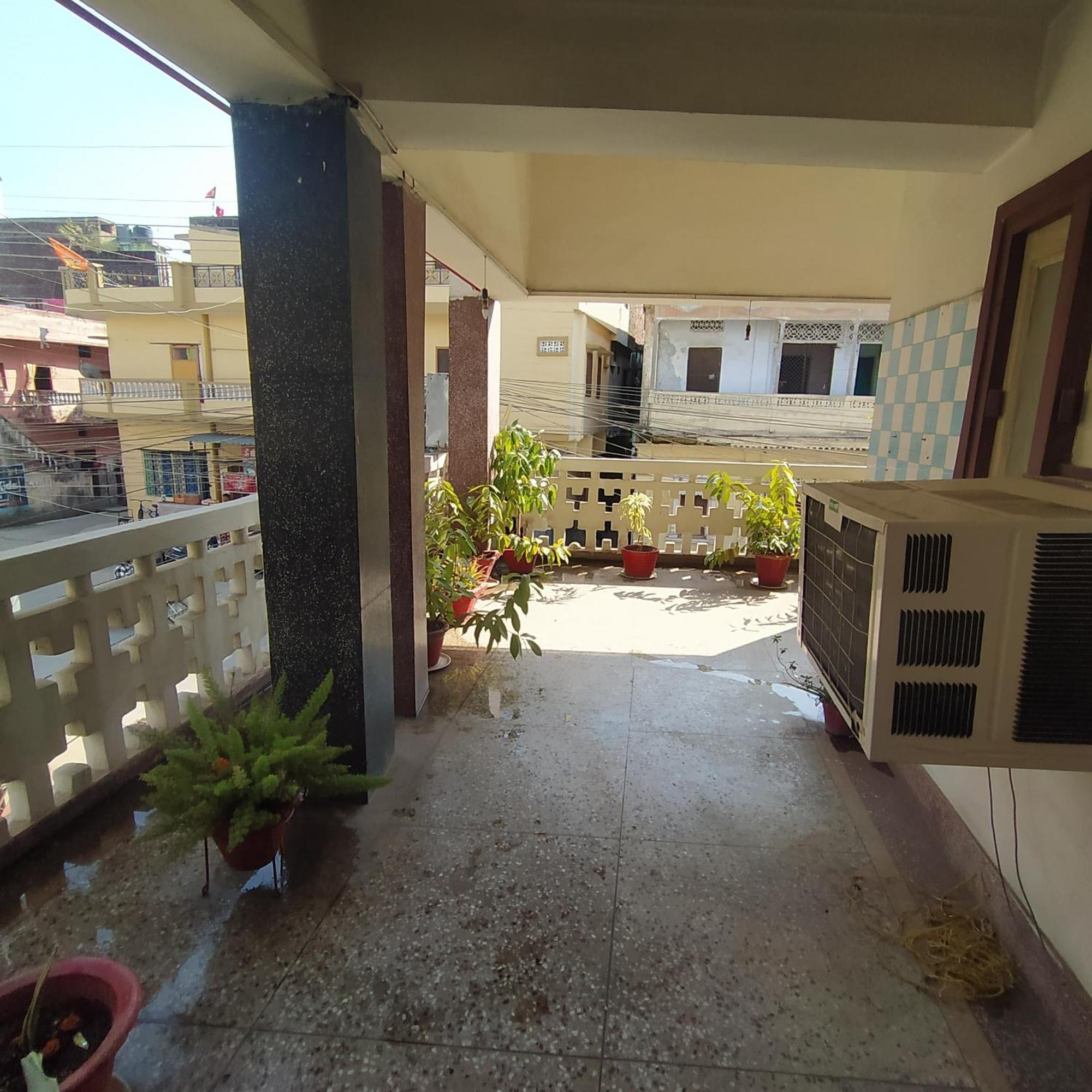 International Hotel In Gorakhpur Exterior photo